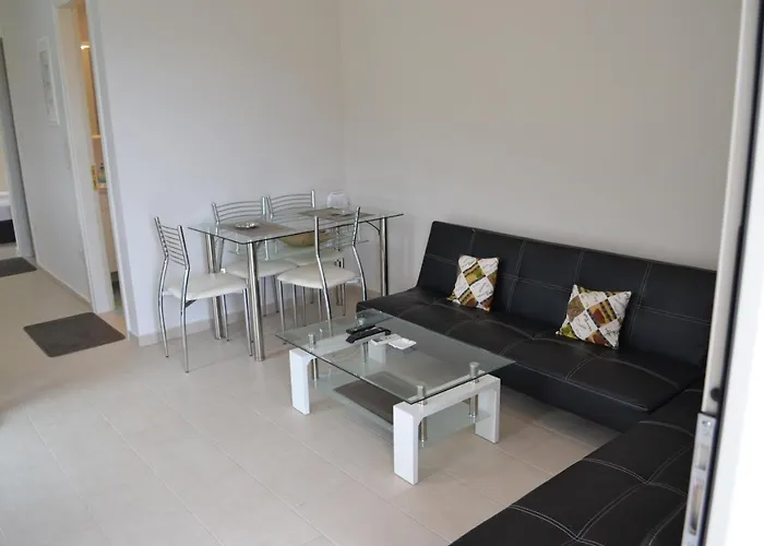 Apartment Av Agios Nikitas